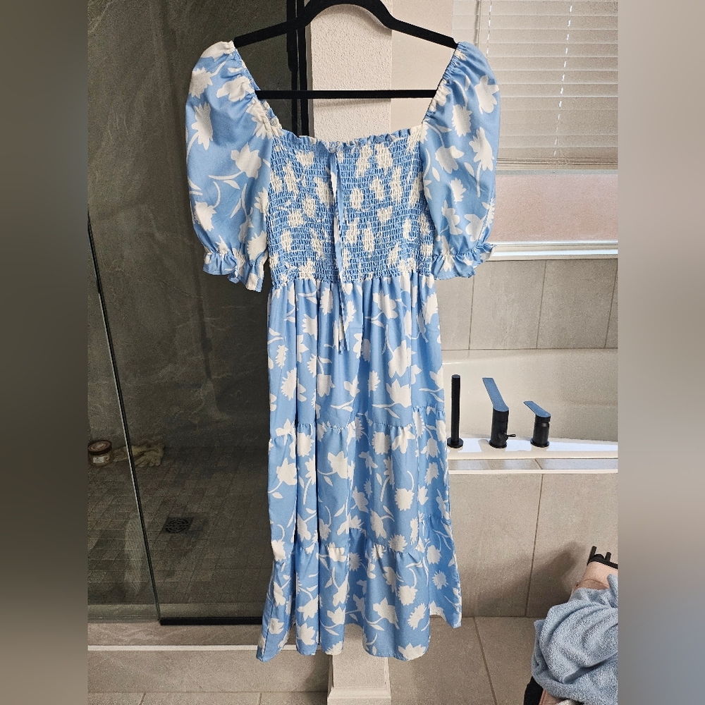 Sunday Blue and White Floral Midi Dress